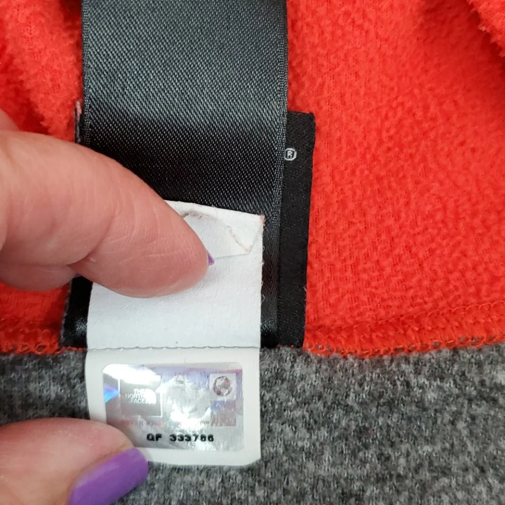 The North Face full zipper hoodie jacket boys size XL